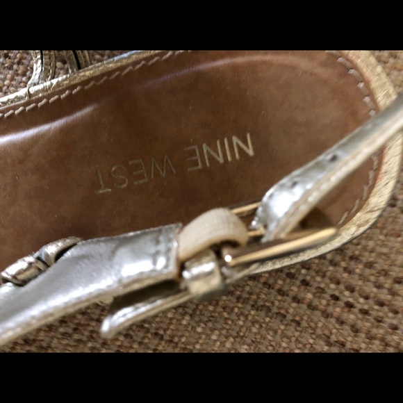 Sandals - Picture 2 of 2